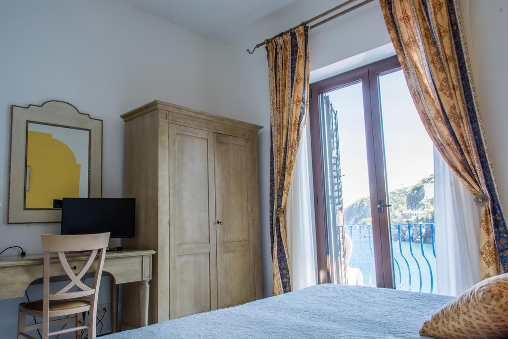 Hotel Rocce Azzurre リーパリ エクステリア 写真