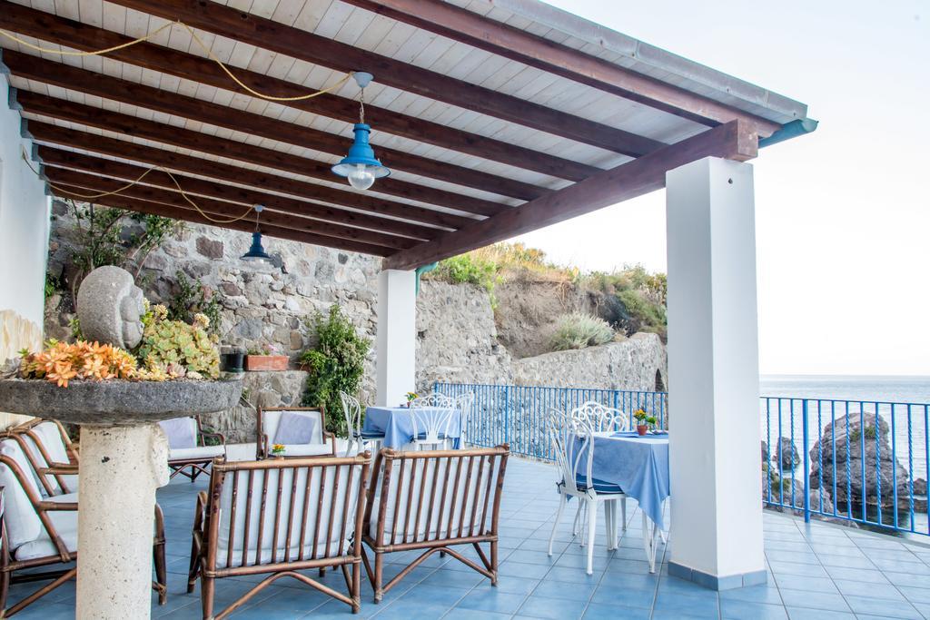 Hotel Rocce Azzurre リーパリ エクステリア 写真