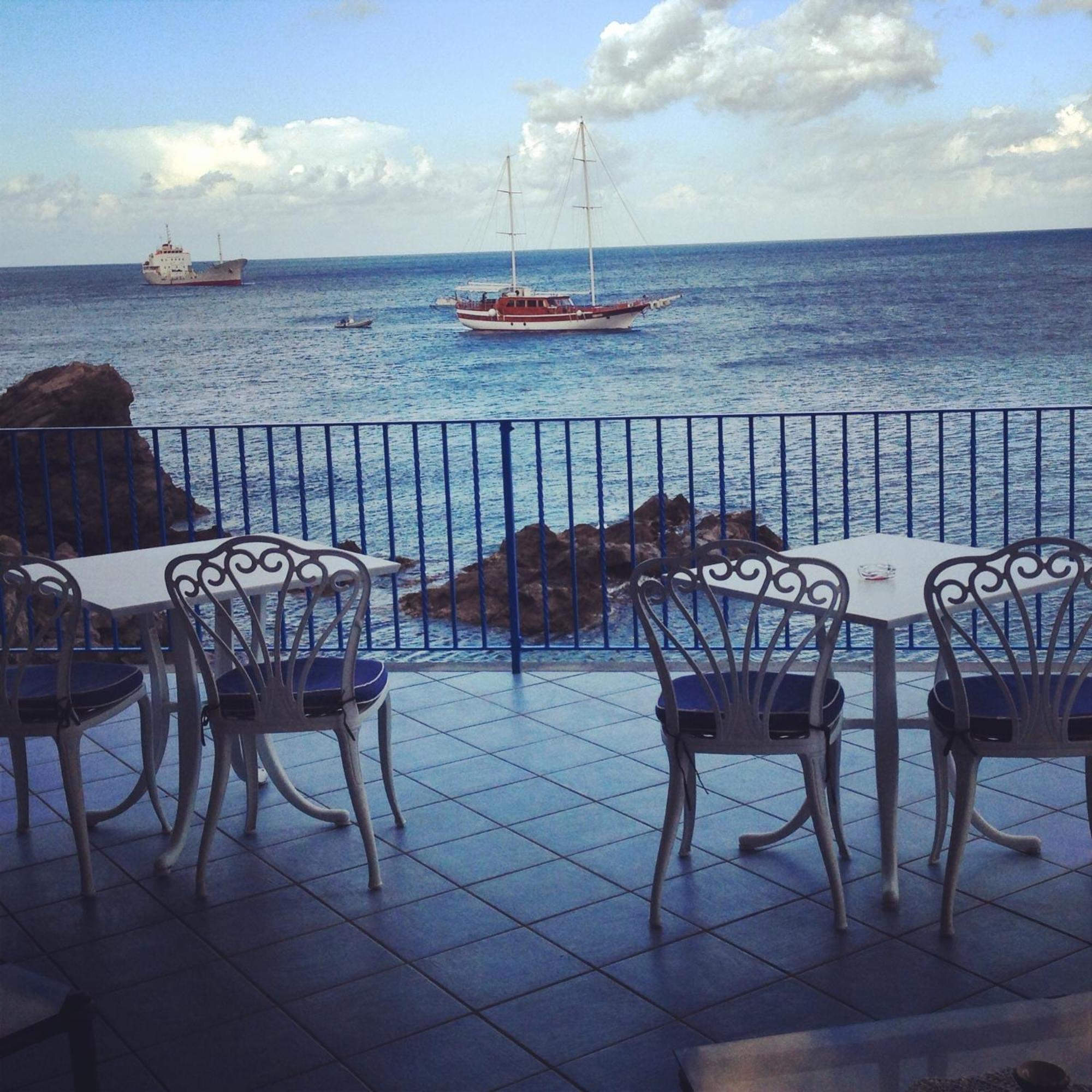 Hotel Rocce Azzurre リーパリ エクステリア 写真